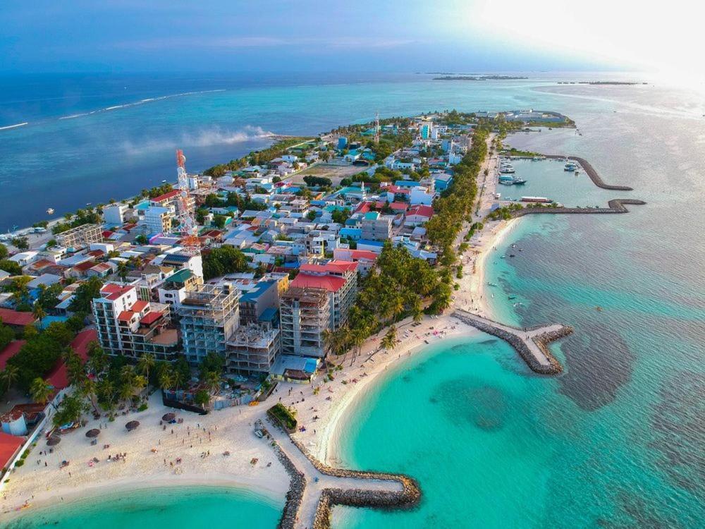 Paradise Retreat, Maafushi Hotel Exterior photo